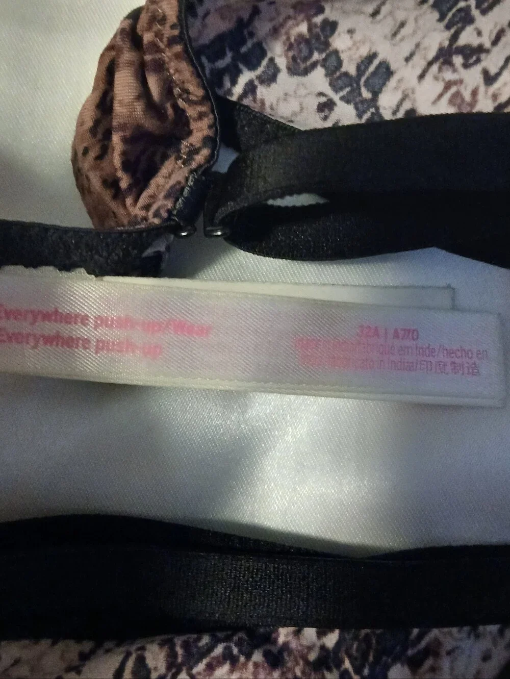 2 PINK VS Everywhere Push Up Snakeskin & Velvet Triangle Plunge Bra Plum NWT EUC